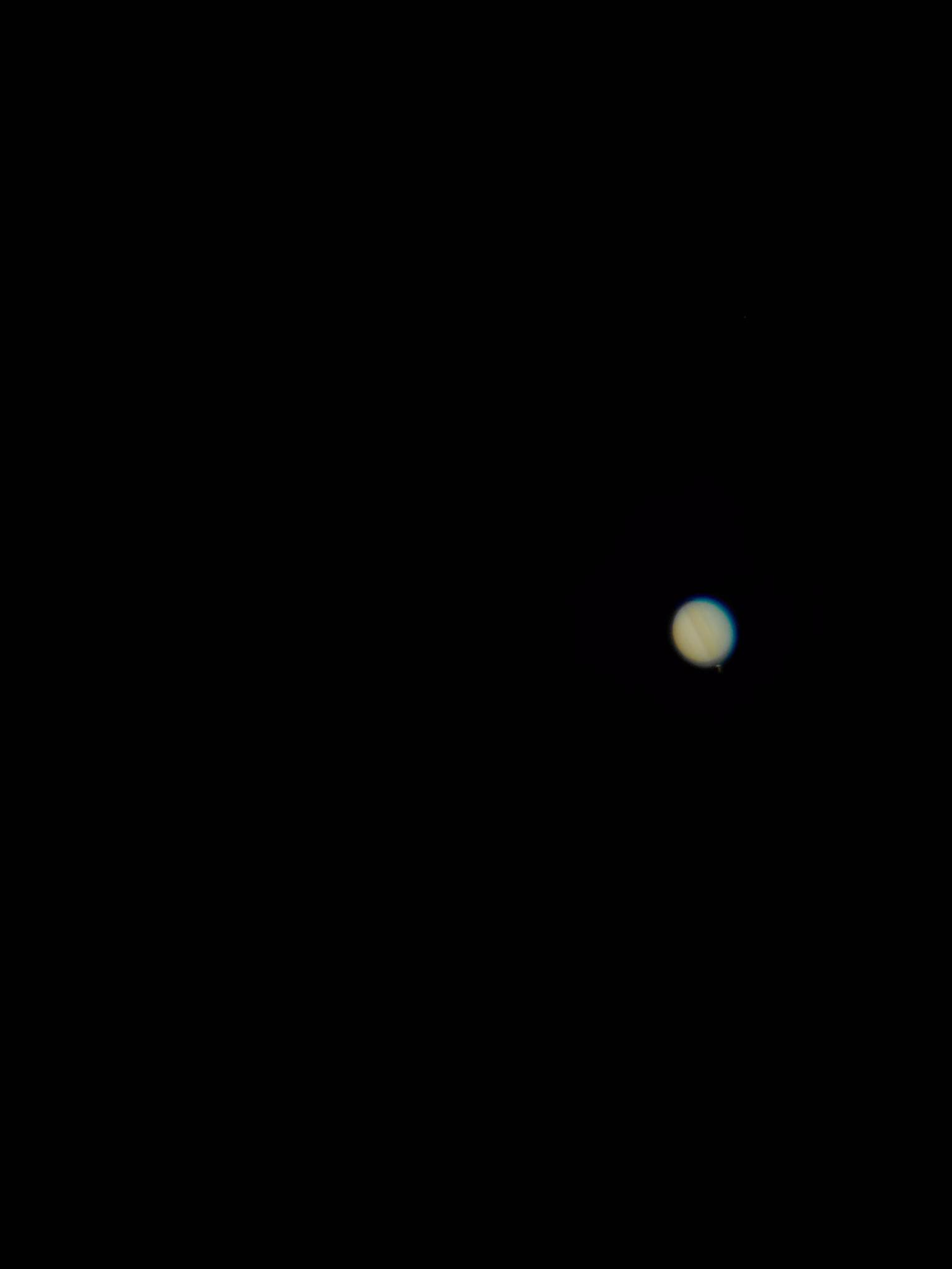 Un gruppo di persone durante un evento astronomico