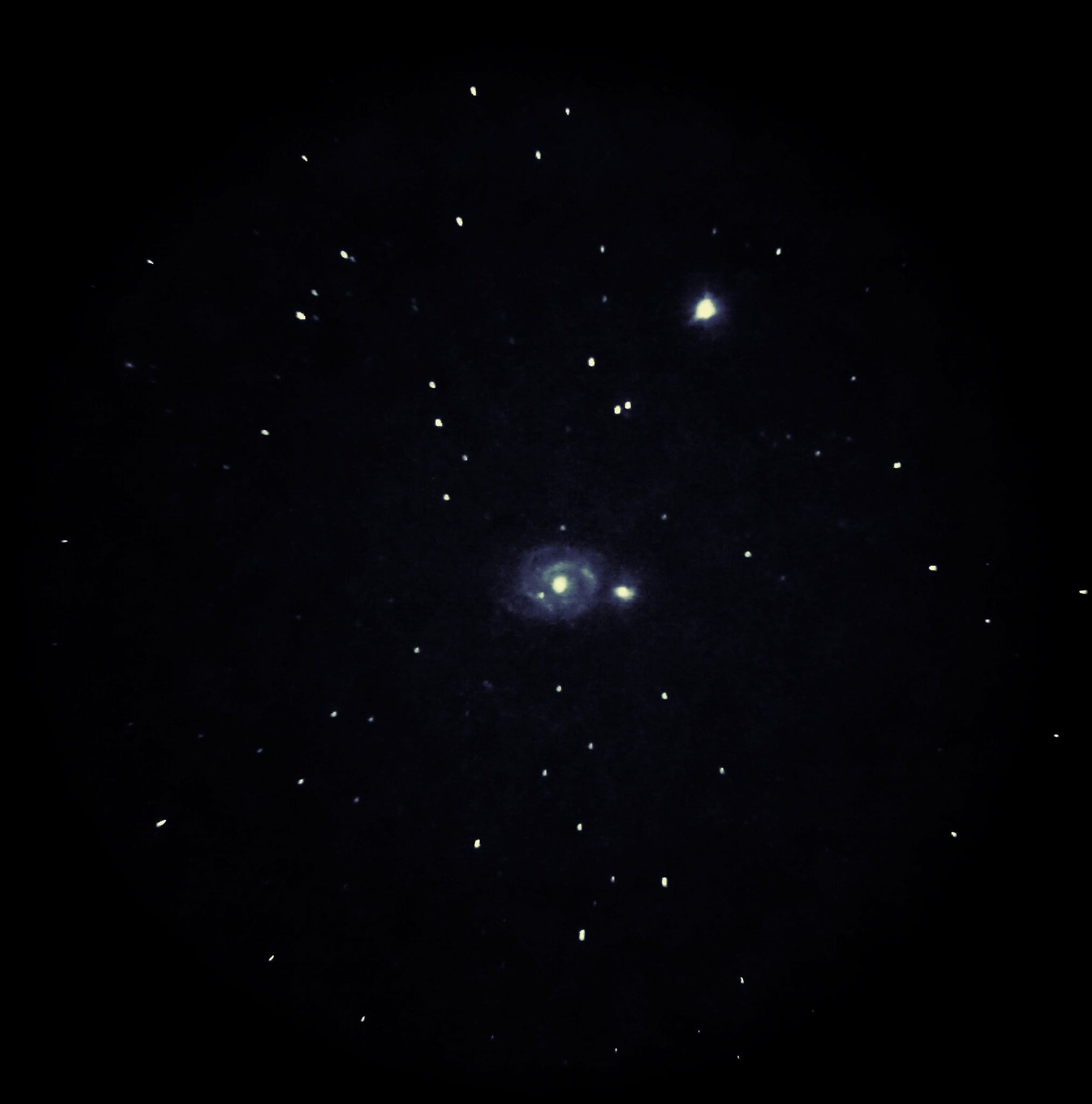Cielo stellato profondo con la Via Lattea